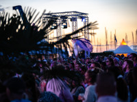 Beats & Waves